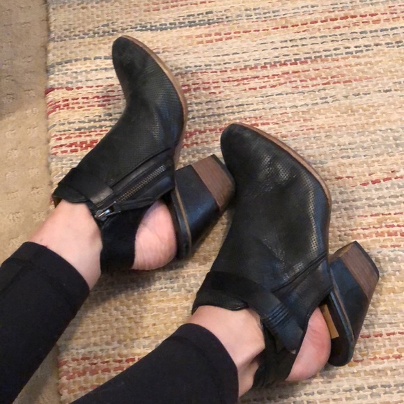 DV by dolce vita open back booties - Picture 2 of 5